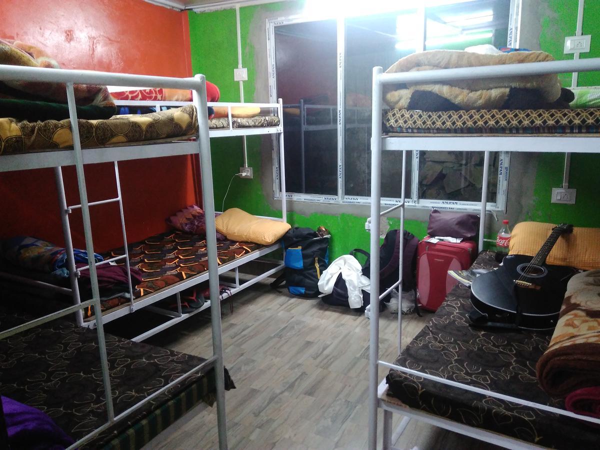 Isabella Hostel Shillong Esterno foto